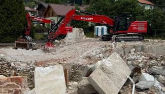 PHOTO-2025-11-26-13-39-42 3.jpg